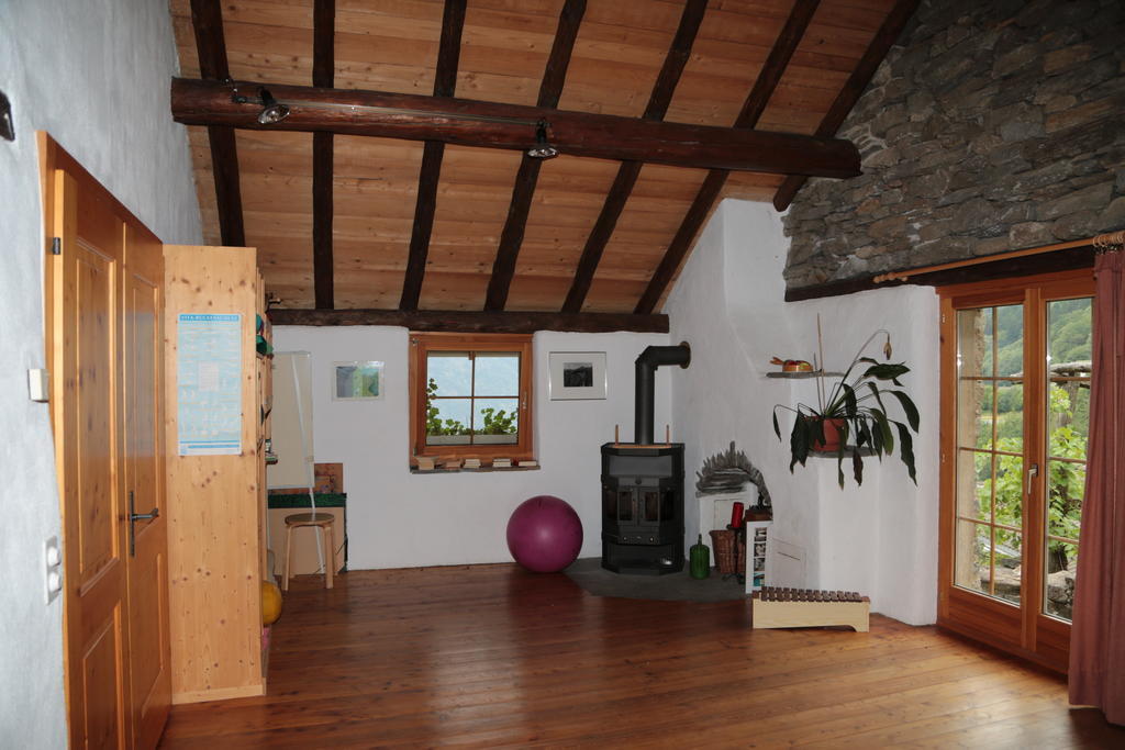 Verdabbio Casa Dosc Bed & Breakfast エクステリア 写真